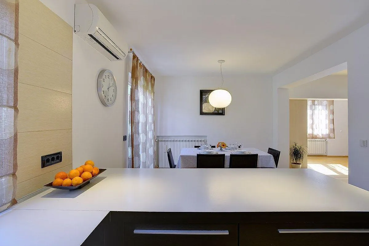 Villa Magnifica Pula Holiday home